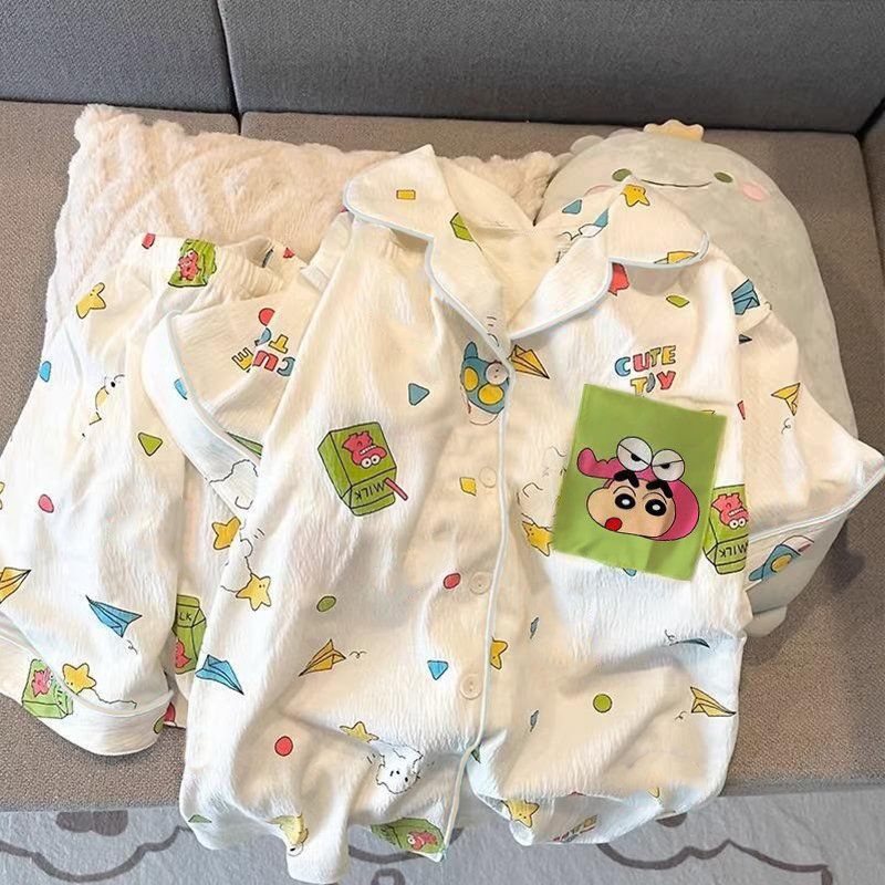 2Pcs Summer Crayon Shinchan Ch - Summer Away Clothing recension och pris