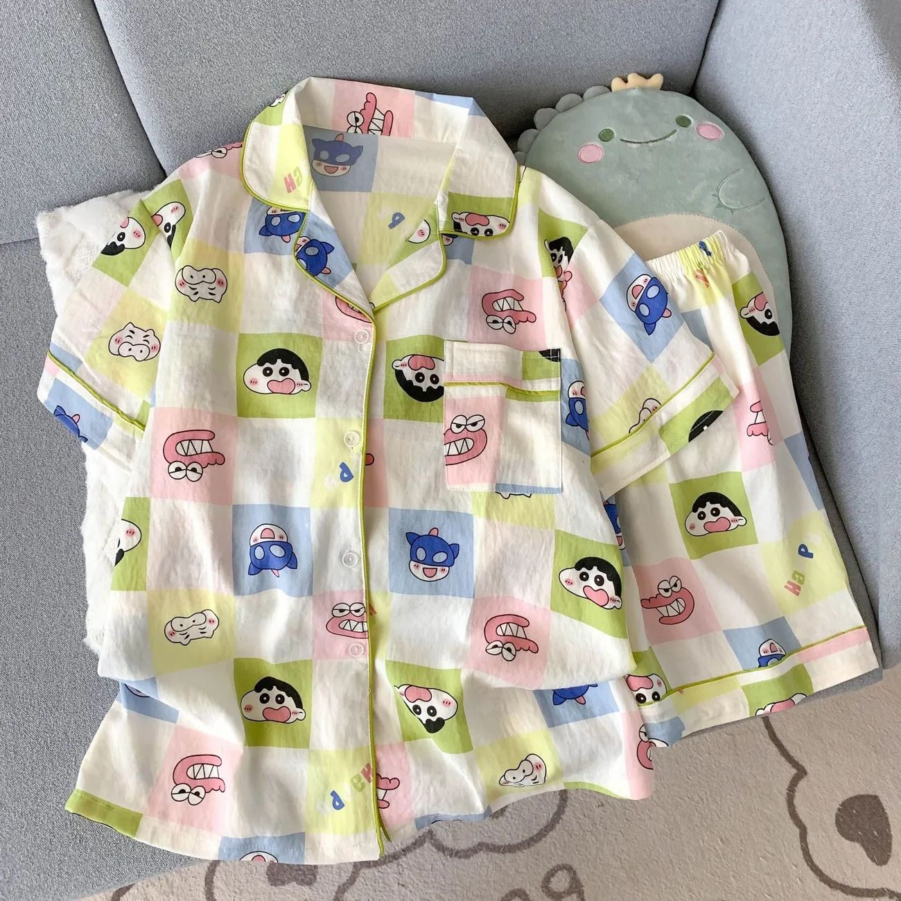 Kawaii Crayon Shin-Chan Pajama - Summer Away Clothing recension och pris